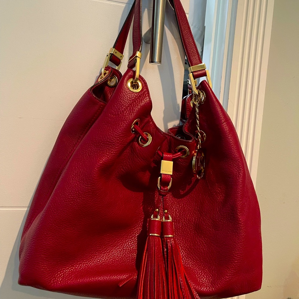 Michael kors COLLECTION! pebbled calf leather bag.